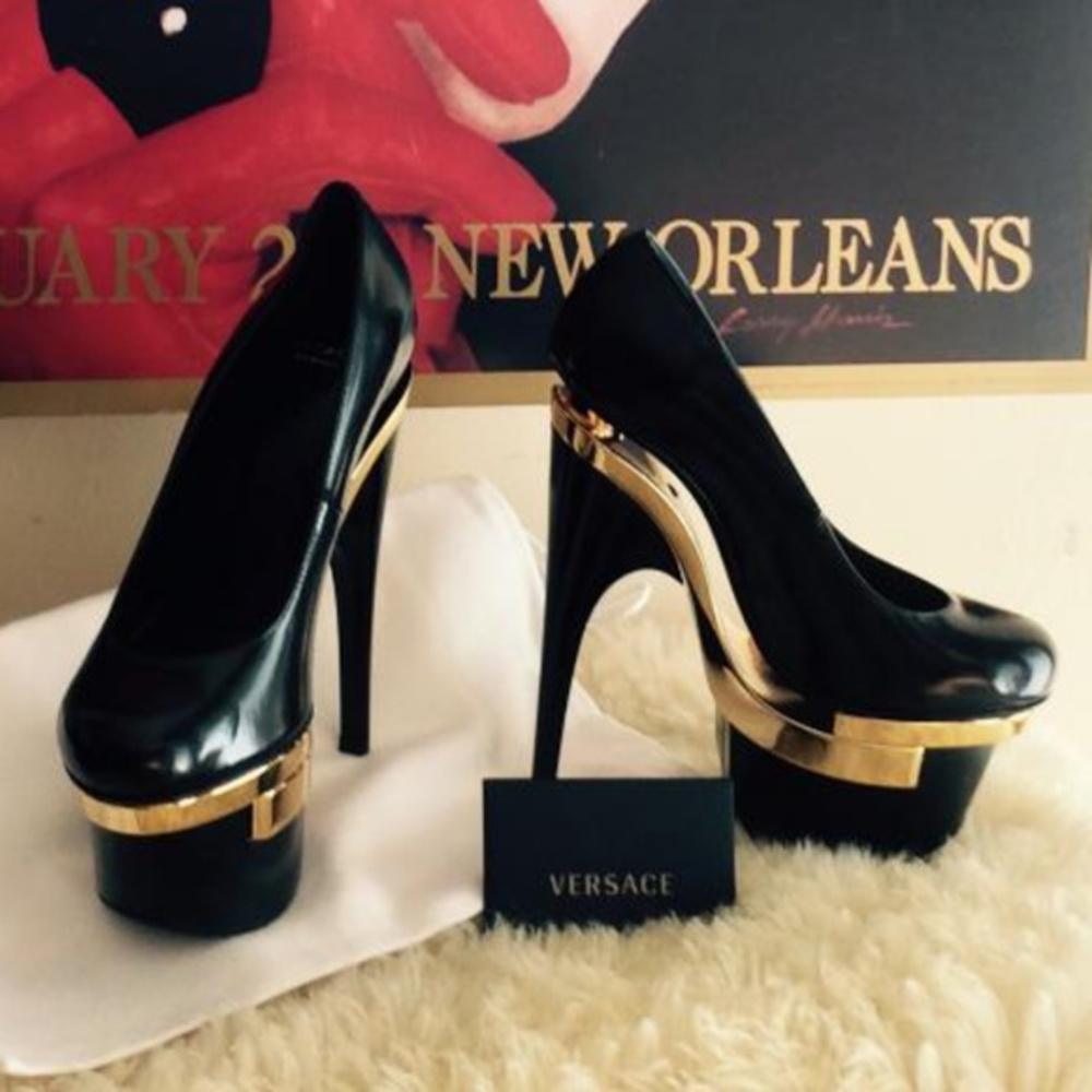 Versace Floating Pumps - Picture 7 of 8